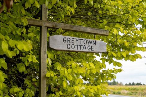 Photo of property in 2481 State Highway 2, Ahikouka, Greytown, 5794