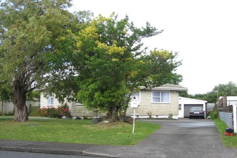 Photo of property in 111 Chichester Drive, Rosehill, Papakura, 2113