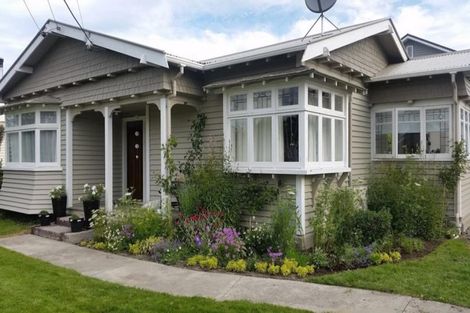 Photo of property in 60 Martin Avenue, Beckenham, Christchurch, 8023