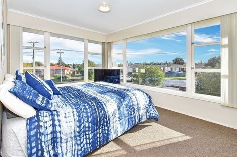 Photo of property in 5 Boon Street, Manurewa, Auckland, 2102