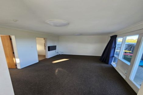 Photo of property in 11 Laburnum Grove, Maungaraki, Lower Hutt, 5010