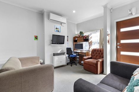 Photo of property in 2/46 Peachgrove Road, Hamilton East, Hamilton, 3216