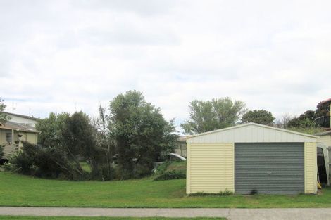 Photo of property in 6 Mccallum Place, Papamoa Beach, Papamoa, 3118