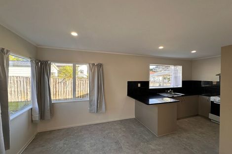 Photo of property in 4b Kimdale Place, Totara Heights, Auckland, 2105