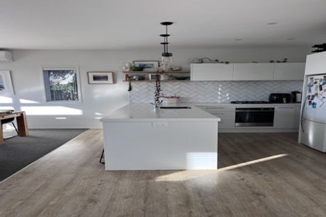 Photo of property in 9 Tahapa Crescent, Meadowbank, Auckland, 1072