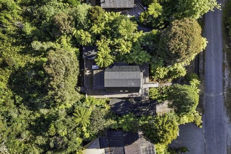 Photo of property in 37 Lake View Terrace, Moana, 7875