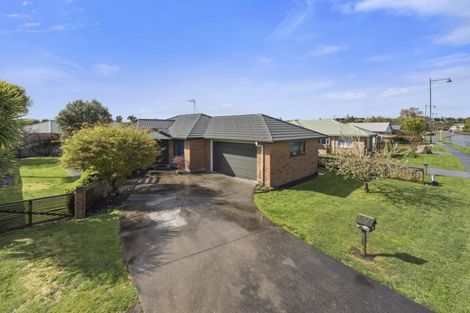 Photo of property in 19 Farnborough Drive, Nawton, Hamilton, 3200