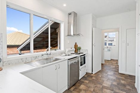 Photo of property in 70 Wellington Street, Pukekohe, 2120