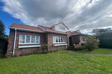 Photo of property in 7 Otahuri Crescent, Greenlane, Auckland, 1051