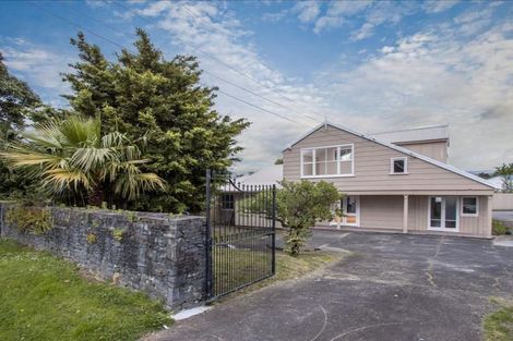 Photo of property in 21 St Georges Road, Avondale, Auckland, 0600