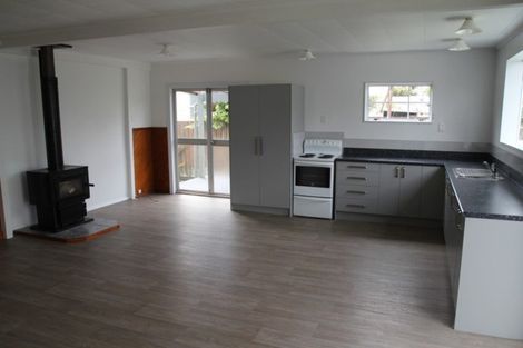 Photo of property in 31 Queen Street, Westport, 7825