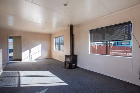 Photo of property in 90 Fergusson Street, Woodville, 4920