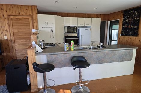 Photo of property in 1251 East Coast Road, Whakatiwai, Miranda, 2473