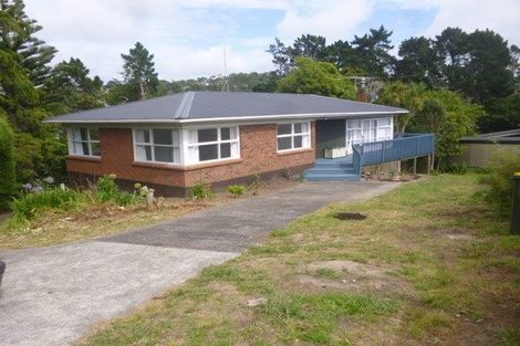 Photo of property in 28 Cheriton Road, Mellons Bay, Auckland, 2014