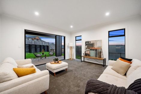 Photo of property in 8 Rose Berry Crescent, Flagstaff, Hamilton, 3210