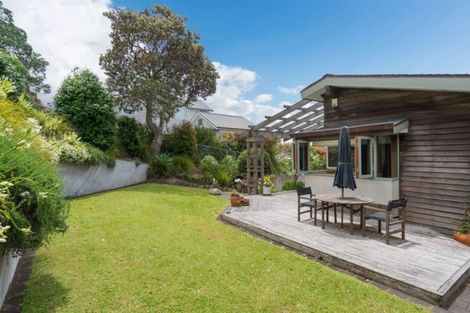 Photo of property in 43 Aotearoa Terrace, Murrays Bay, Auckland, 0630