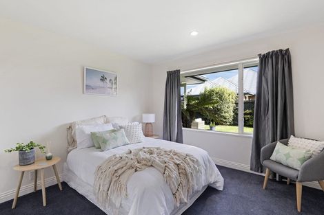 Photo of property in 14 Durrell Way, Rolleston, 7614