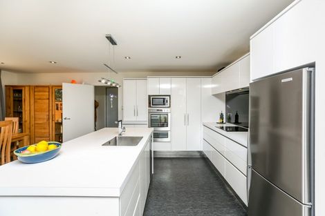 Photo of property in 14 Nursery Place, Westown, New Plymouth, 4310