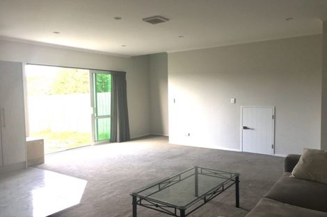 Photo of property in 8 Toro Lane, Manurewa, Auckland, 2102