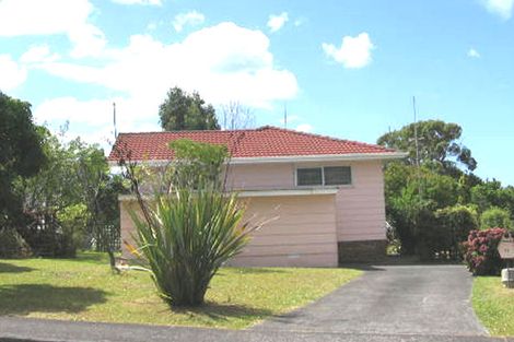 Photo of property in 25 Cockayne Crescent, Sunnynook, Auckland, 0620