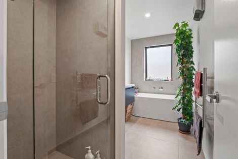 Photo of property in 26 Perendale Road, Jacks Point, 9371