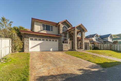 Photo of property in 15 Amesbury Drive, Churton Park, Wellington, 6037