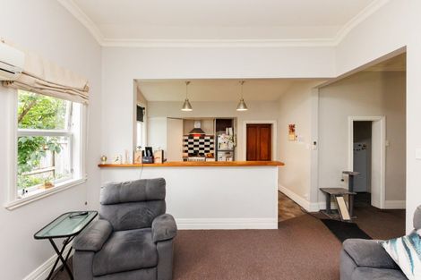Photo of property in 619a Ferguson Street, Terrace End, Palmerston North, 4410