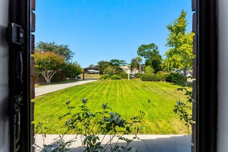 Photo of property in 24 Majesty Place, Half Moon Bay, Auckland, 2012