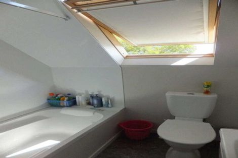 Photo of property in 5b Snead Place, Hamilton East, Hamilton, 3216