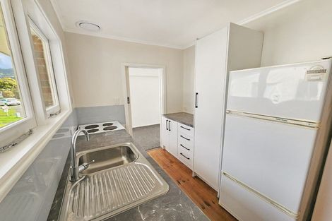 Photo of property in 10 Amberley Grove, Hutt Central, Lower Hutt, 5010