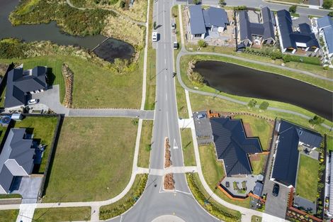 Photo of property in 68 Tiritiri Moana Drive, Pegasus, 7612