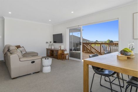 Photo of property in 12a Seaview Road, Otumoetai, Tauranga, 3110