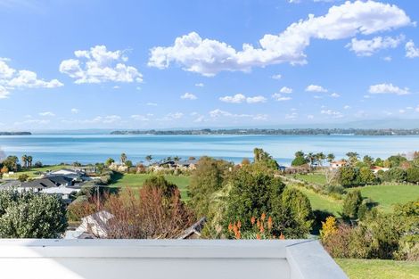 Photo of property in 16 Adela Stewart Drive West, Athenree, Waihi Beach, 3177