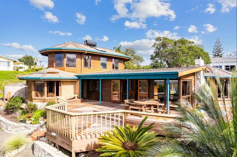 Photo of property in 11 Cheviot Street, Mangawhai Heads, Mangawhai, 0505