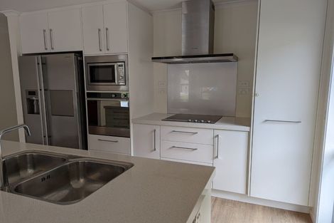 Photo of property in 67 Riverstone Drive, Riverstone Terraces, Upper Hutt, 5018