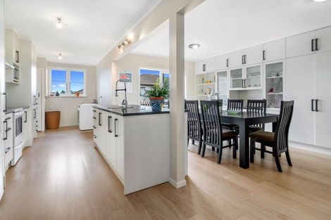 Photo of property in 75 Royal Road, Massey, Auckland, 0614