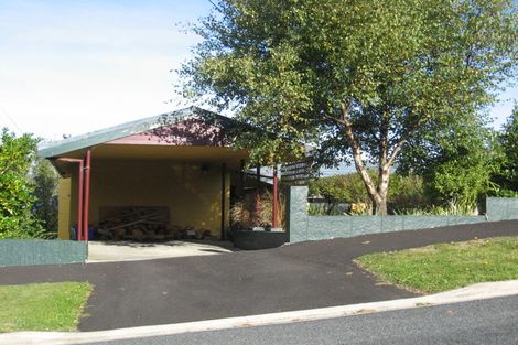Photo of property in 147 Easther Crescent, Kew, Dunedin, 9012