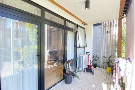 Photo of property in 1/165 Hobsonville Point Road, Hobsonville, Auckland, 0616