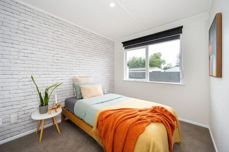 Photo of property in 17 Lipscombe Crescent, Havelock North, 4130