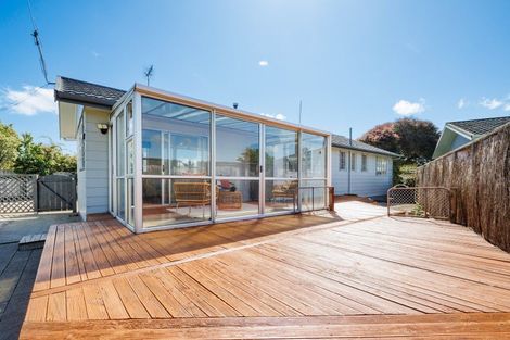 Photo of property in 8 Paradise Place, Milson, Palmerston North, 4414