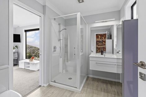 Photo of property in 98 Downing Street, Crofton Downs, Wellington, 6035