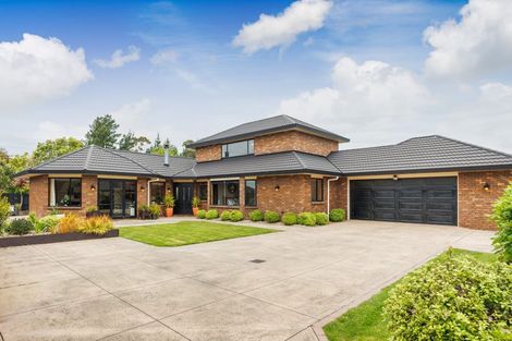 Photo of property in 7 Alpine Grove, Kelvin Grove, Palmerston North, 4414