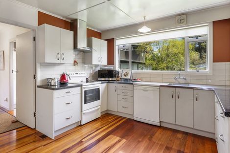 Photo of property in 11 Kokopu Street, Turangi, 3334