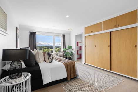 Photo of property in 425a Cashmere Road, Westmorland, Christchurch, 8025