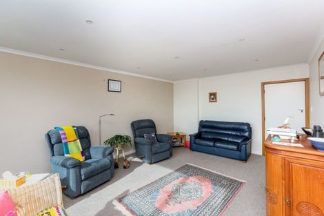 Photo of property in 3/80 Whiteley Street, Moturoa, New Plymouth, 4310