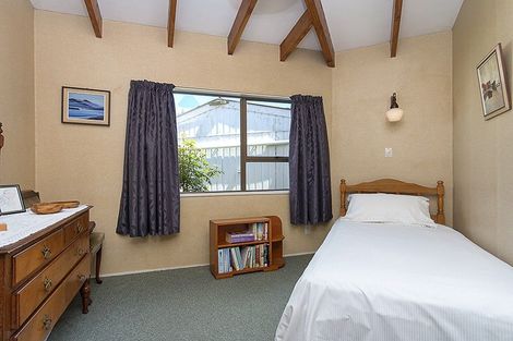 Photo of property in 9 Constable Road, Waiuku, 2123