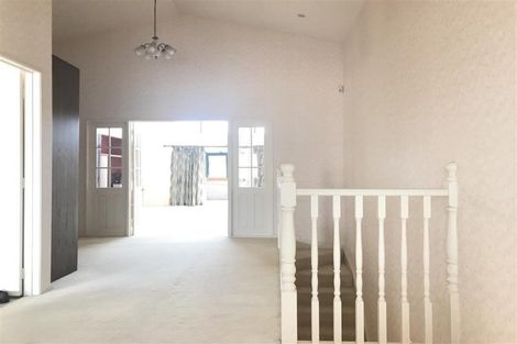 Photo of property in 71 Lagoon Way, West Harbour, Auckland, 0618