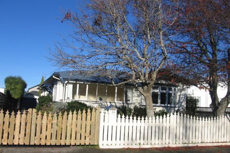 Photo of property in 10 Cudby Street, Woburn, Lower Hutt, 5011