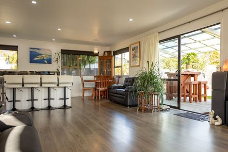 Photo of property in 145 Robinson Road, Whitianga, 3510