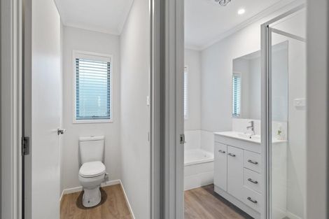 Photo of property in 17 Te Kio Crescent, Papamoa Beach, Papamoa, 3118